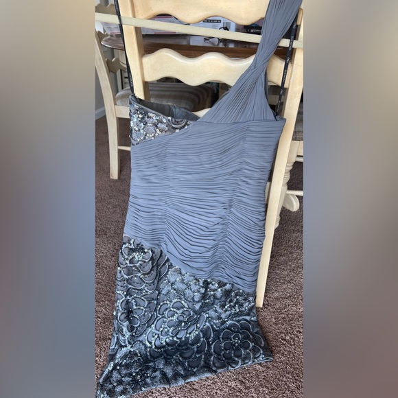 Suewong Nocturne Gray Cocktail Dress (Size 4) - Picture 3 of 5